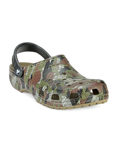 

Crocs Classic Men Brown Green Camouflage Print Clogs