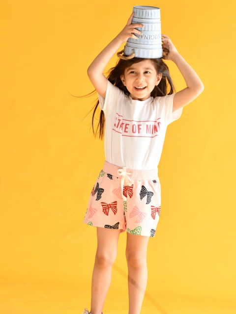 

Anthrilo Girls White & Pink Printed T-shirt with Shorts