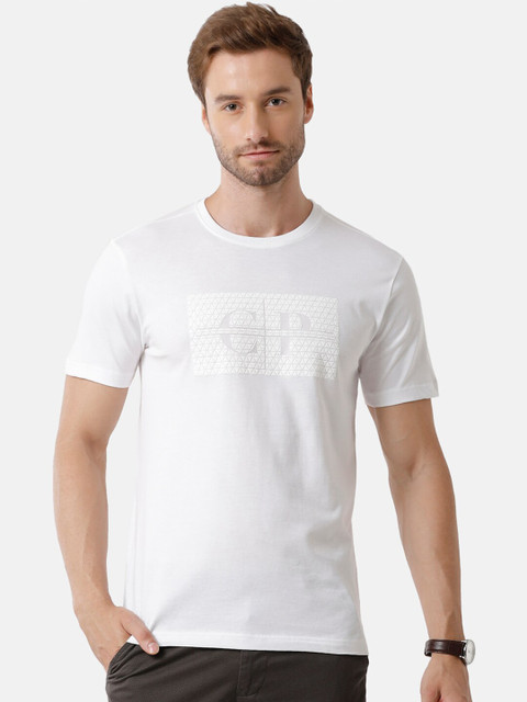 

Classic Polo Men White Typography Printed Slim Fit T-shirt