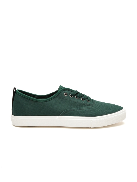 

FOREVER 21 Men Green Solid Sneakers