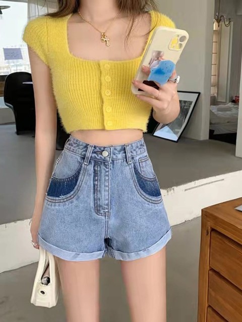

BoStreet Women Blue Loose Fit Denim Shorts