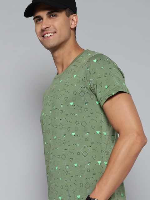 

HERE&NOW Men Olive Green & Black Printed T-shirt