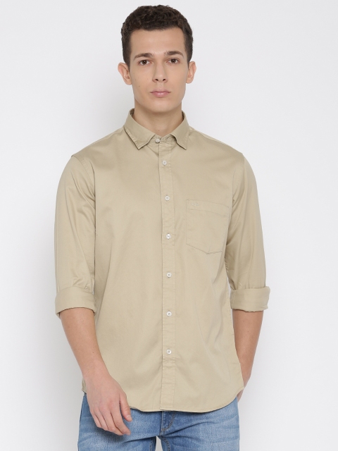 

ColorPlus Men Beige Tailored Fit Solid Casual Shirt