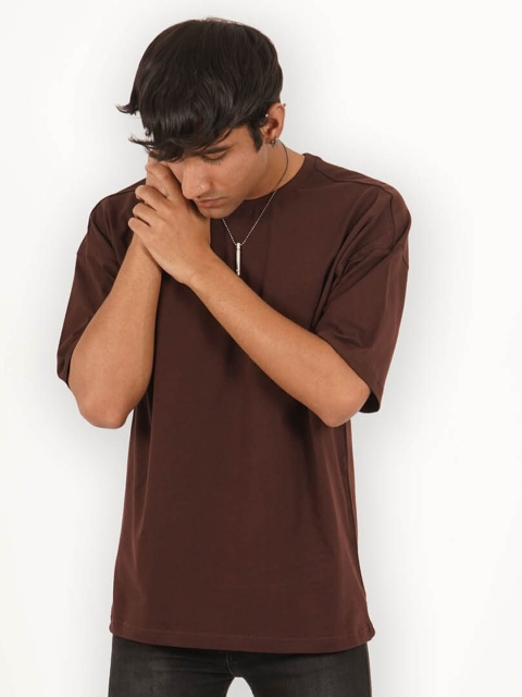 

Melangebox Men Brown Solid Drop-Shoulder Sleeves Cotton T-shirt