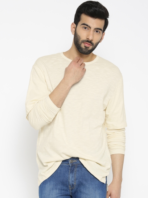 

FOREVER 21 Men Cream-Coloured Solid Round Neck Pure Cotton T-shirt
