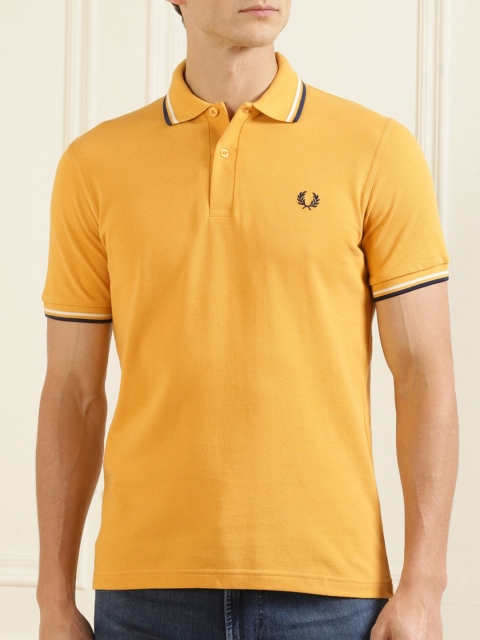 

Fred Perry Men Gold-Toned Polo Collar Applique T-shirt