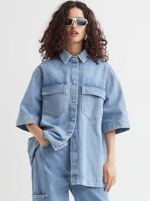 

H&M Women Blue Solid Regular Fit Short-Sleeved Denim Shirt