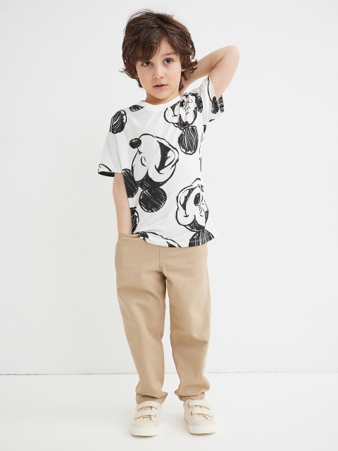 

H&M Boys Black & White Printed T-shirt