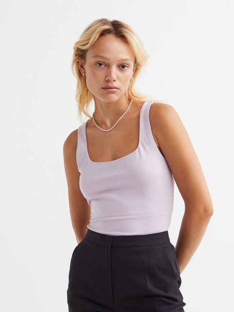 

H&M Women Purple Solid Scoop Neck Fitted Vest Top