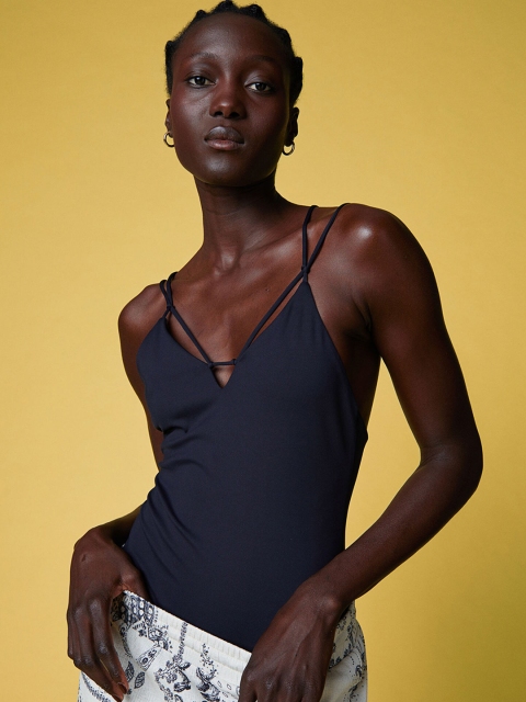 

H&M Women Black Solid Narrow Shoulder-Strap Bodysuit