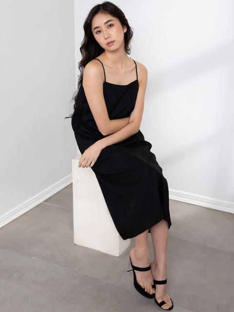 

ORIGIN BY ZALORA Black Linen Sheath Dress