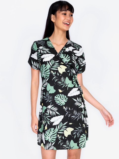 

ZALORA BASICS Women Black & Green Printed Dress