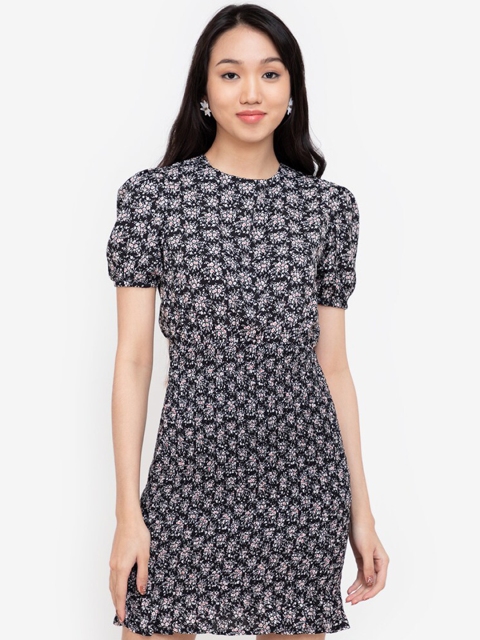 

ZALORA BASICS Women Black & White Printed Bodycon Dress