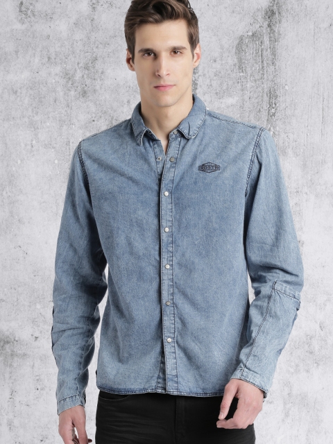 

RDSTR Men Blue Regular Fit Faded Casual Shirt