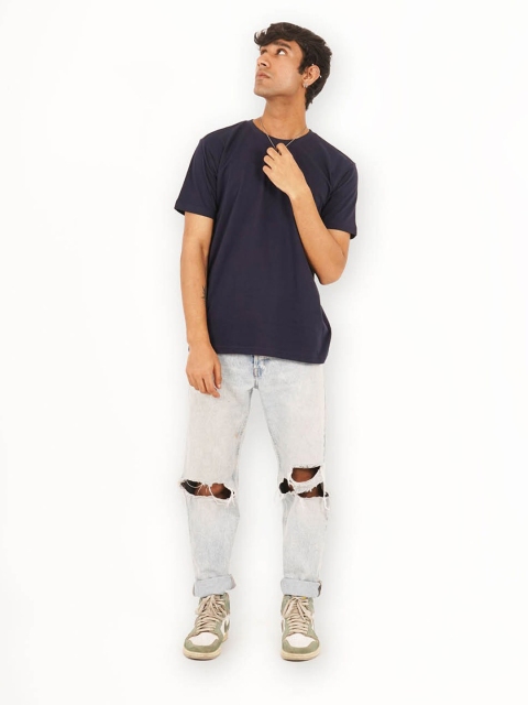 

Melangebox Men Navy Blue Half Sleeve Round Neck Tshirt