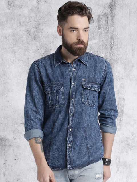 

RDSTR Men Blue Denim Faded Casual Shirt