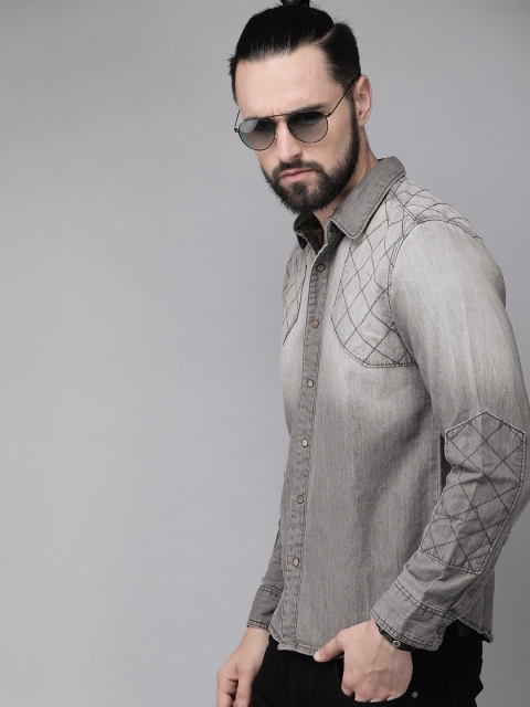 

Roadster Men Grey Regular Fit Faded Casual Chambray Shirt