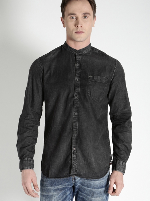 

Ecko Unltd Men Black Faded Denim Casual Shirt