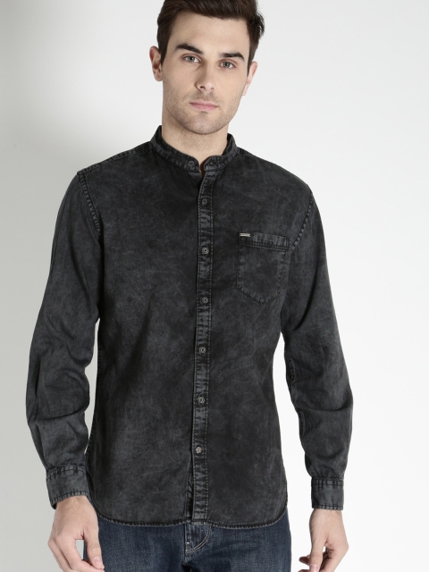 

Ecko Unltd Men Black Denim Casual Shirt