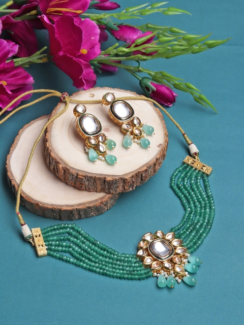 

Runjhun Gold-Plated Green Kundan Studded Choker Necklace Set