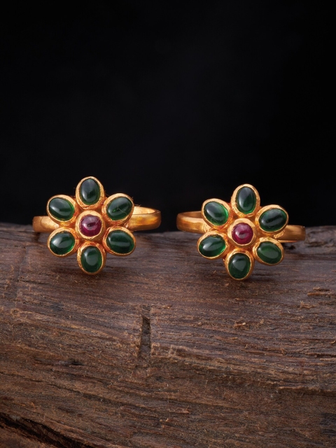 

Kushal's Fashion Jewellery Gold-Plated & Green 92.5 Pure Silver Toe Ring