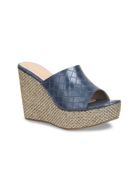 

VALIOSAA Navy Blue Printed Platform Peep Toes
