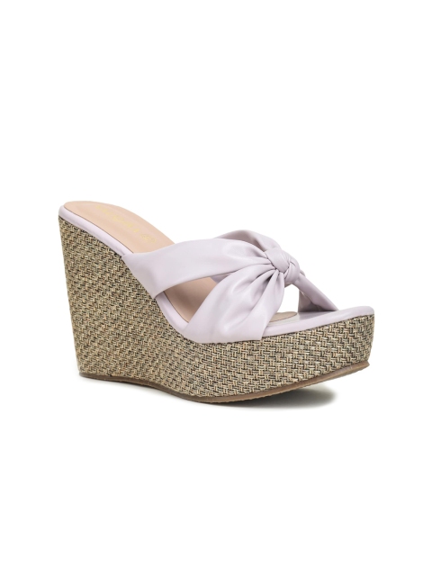 

VALIOSAA Lavender Wedge Sandals