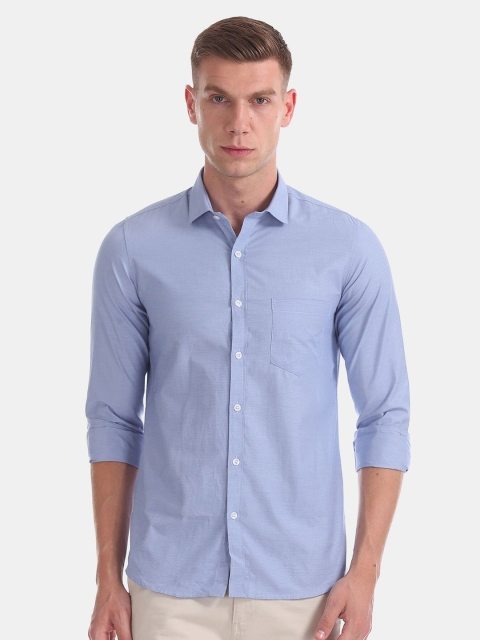 

Excalibur Men Blue Slim Fit Casual Shirt