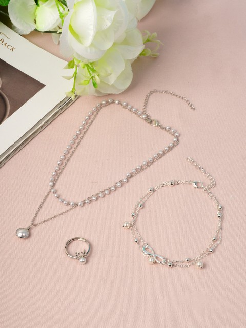 

Ferosh Women Silver Jewellery Set