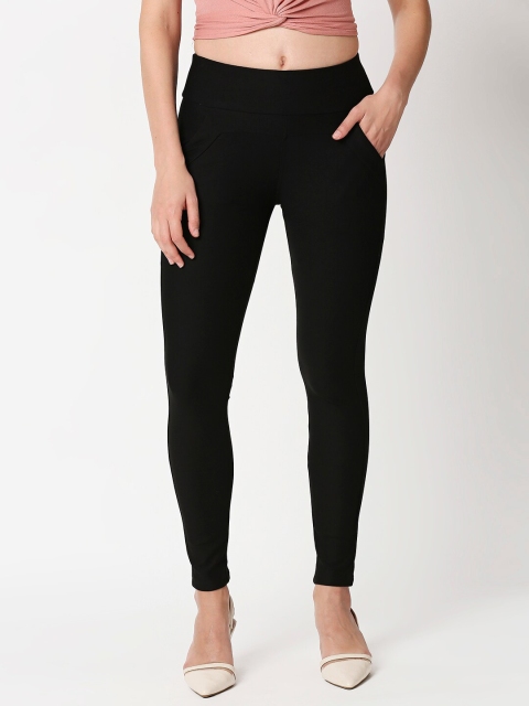 

fungus Women Black Solid Slim-Fit Jeggings