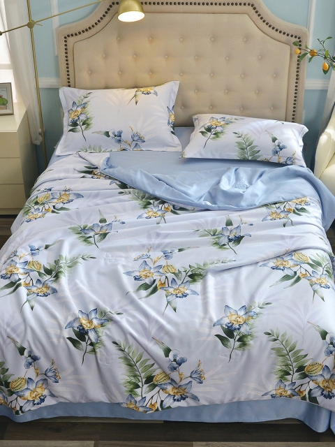 

JC Collection Blue & Green Floral Summer 120 GSM Single Bed Quilt