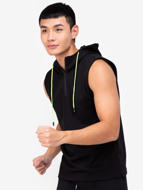 

ZALORA ACTIVE Men Black Hooded Sweatshirt