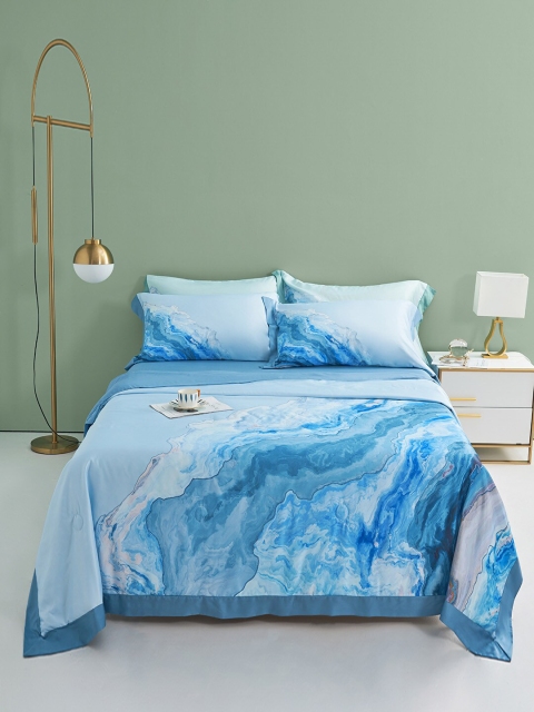 

JC Collection Blue & White Printed Double King Bedding