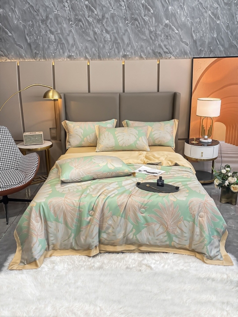 

JC Collection Green & Gold-Coloured Printed Double Queen Bedding Set With 2 Pillow Covers & Quilt Cover