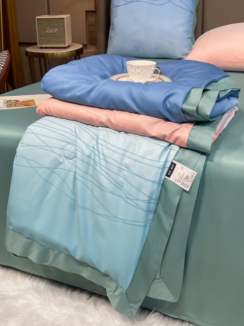 

JC Collection Blue & Green Solid Double King Bedding Set