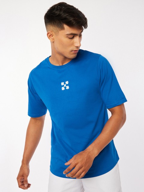

Bewakoof X Play Men Blue Solid T-shirt