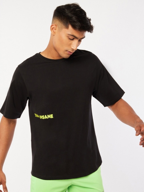 

Bewakoof Men Black & Fluorescent Green Typography Printed Oversized T-shirt