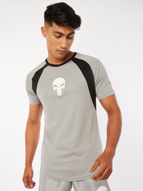 

Bewakoof X Play Men Grey & Black Punisher Training T-shirt