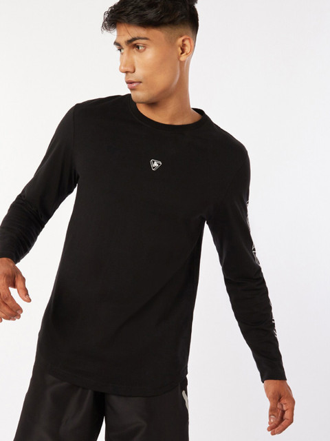 

Bewakoof X Play Men Black Solid Sports T-shirt