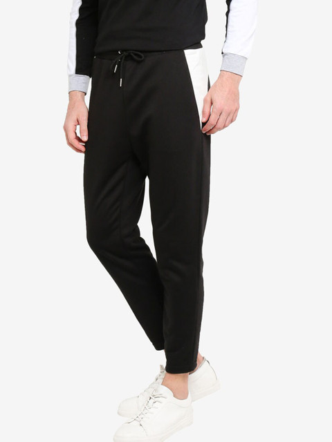 

ZALORA BASICS Men Black Solid Track Pants