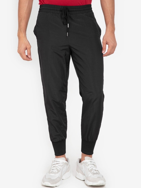 

ZALORA BASICS Men Black Solid Track Pants