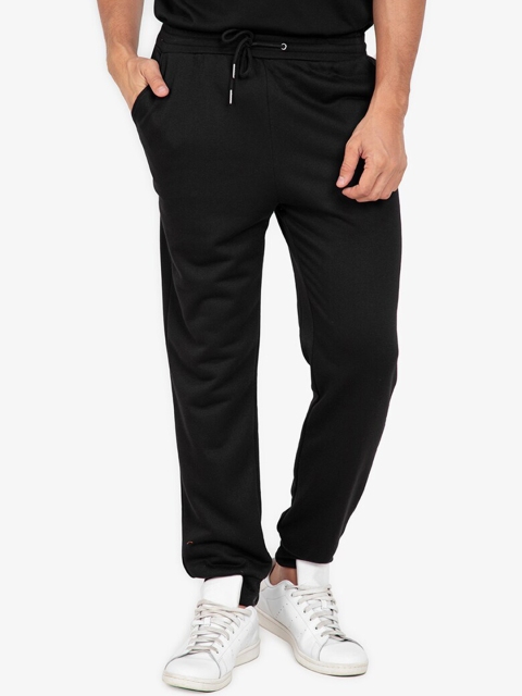 

ZALORA BASICS Men Black Solid Track Pants