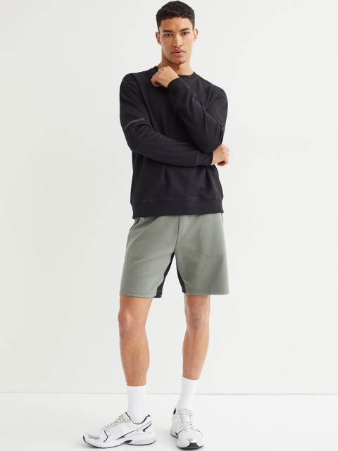 H&M Men Green Regular Fit Sports Shorts