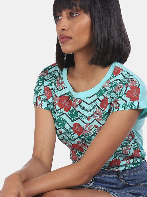

Sugr Blue Floral Print Top