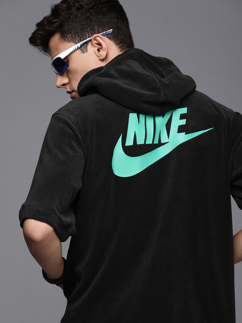 

Nike Men Black & White Floral Printed Hooded T-shirt