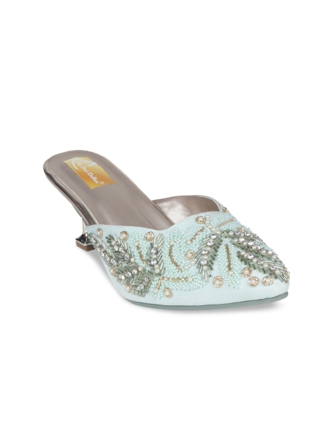 

The Desi Dulhan Women Sea Green Embellished Ethnic Kitten Mules