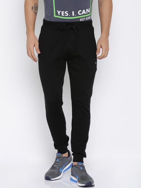 

Proline Active Men Black Relaxed Tapered Fit Traveller Pants