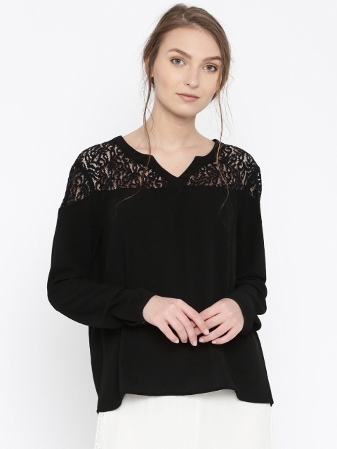 

ONLY Women Black Solid Top