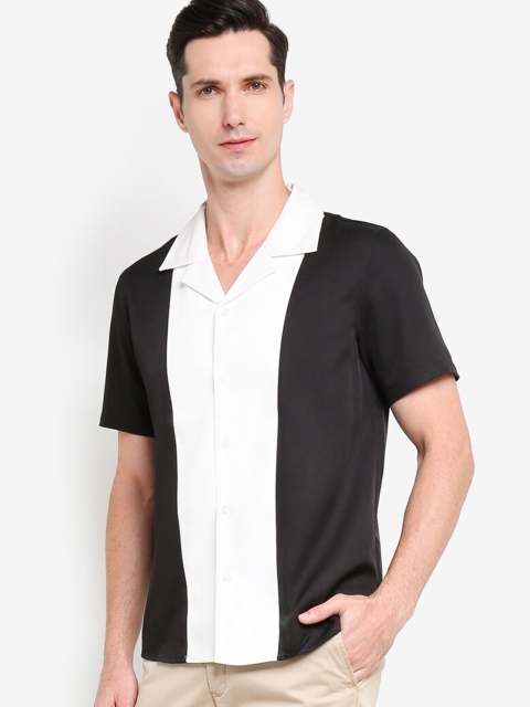 

ZALORA BASICS Men Black & White Colourblocked Lapel Collar Pure Cotton Casual Shirt