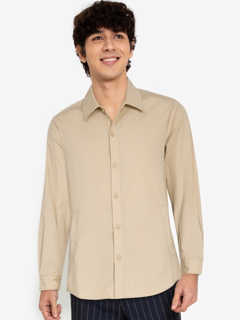 

ZALORA BASICS Men Beige Regular Fit Cotton Casual Shirt